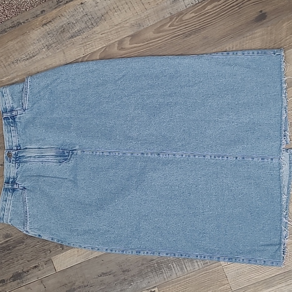 Blue Denim Modest Maxi Skirt Size 12 Medium Wash Frayed Raw Hem Pockets